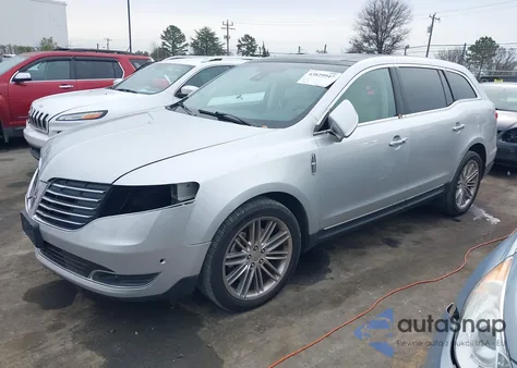 2019 Lincoln Mkt Reserve z USA, uszkodzony, nr VIN 2LMHJ5AT9KBL01602